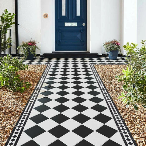 Traditional Victorian Black 150x150mm Quarry Floor Tile on Front Porch