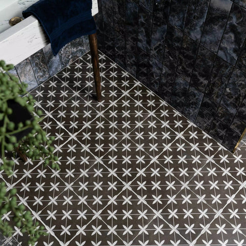 Maple Black Star Patterned Ceramic Floor 450x450mm Tile on Bathroom Floor